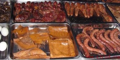 掌握地道鹵味，掘金長(zhǎng)沙小吃市場(chǎng)——湖南食為天小吃培訓(xùn)學(xué)校專業(yè)鹵菜技術(shù)傳授